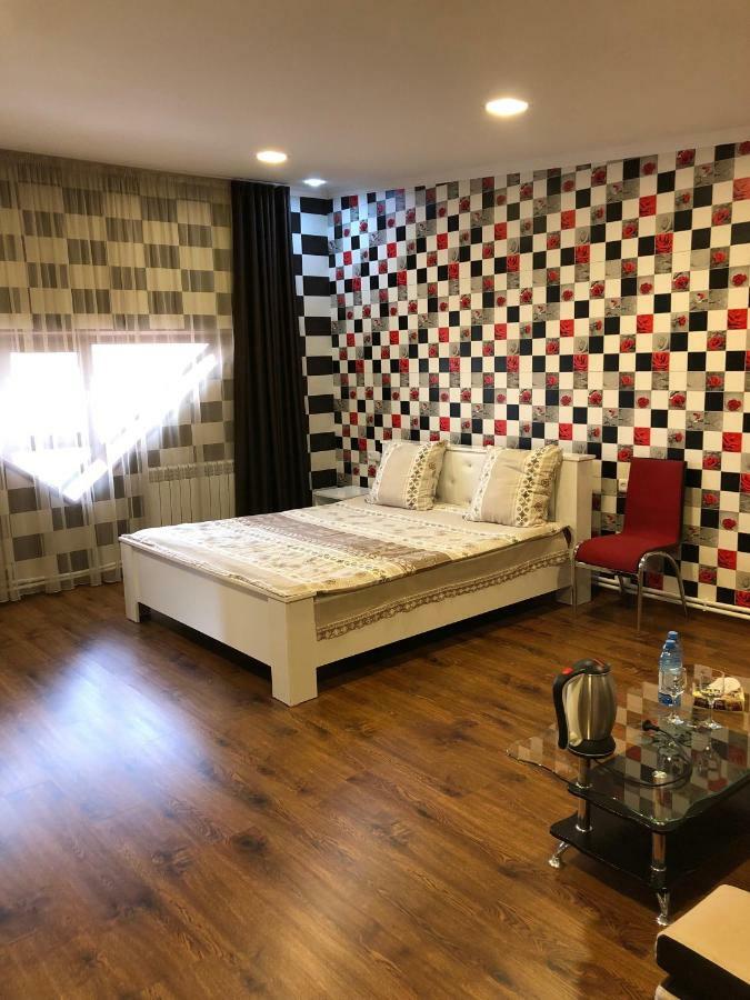 Vale Hotel&Restaurant Complex غيومري المظهر الخارجي الصورة
